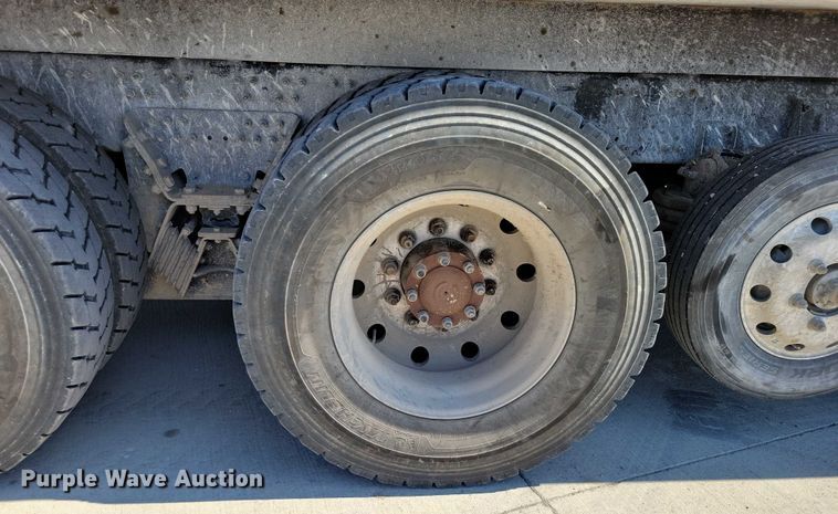 image for item DX7139 2017 Volvo VHD64F dump truck