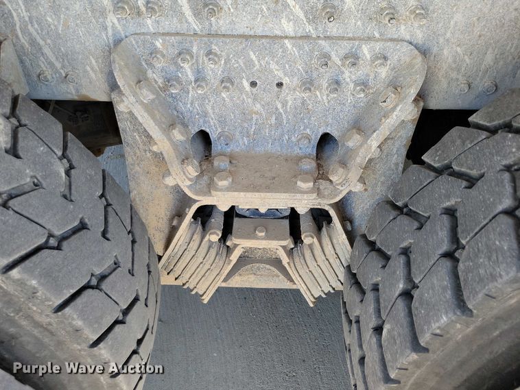 image for item DX7139 2017 Volvo VHD64F dump truck