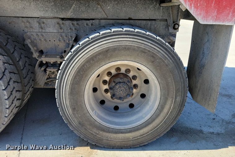 image for item DX7139 2017 Volvo VHD64F dump truck