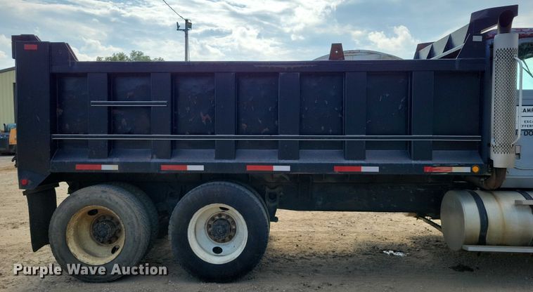 image for item DX7141 1987 International F9370 dump truck