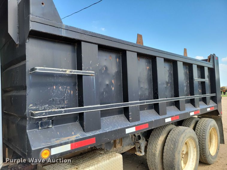 image for item DX7141 1987 International F9370 dump truck