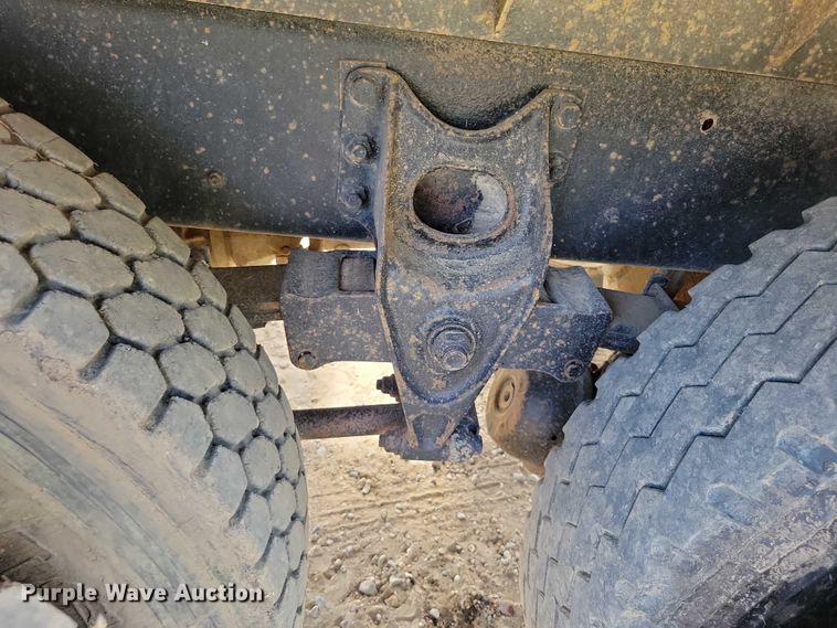 image for item DX7141 1987 International F9370 dump truck