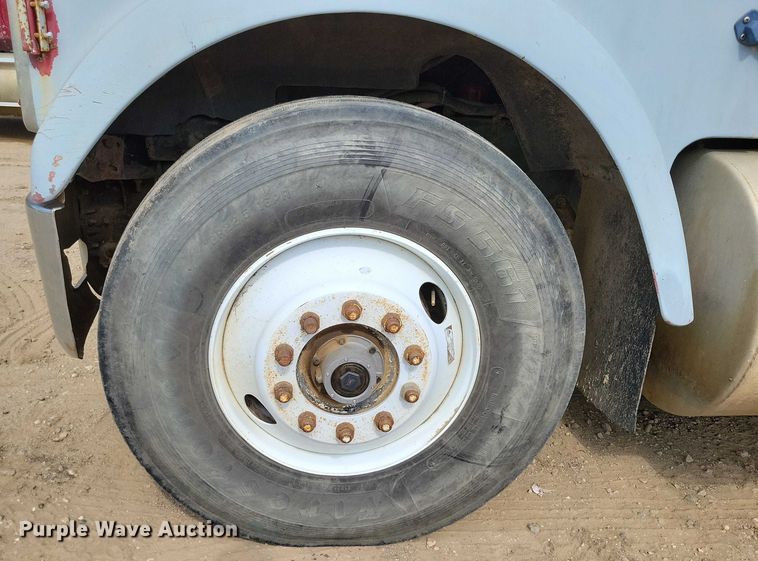 image for item DX7141 1987 International F9370 dump truck