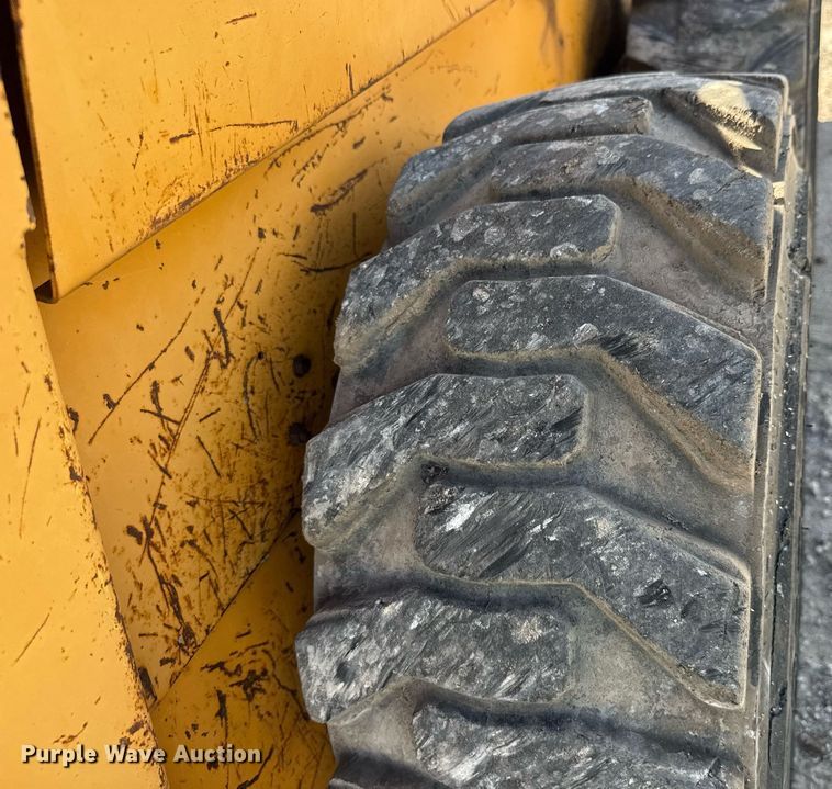 image for item DY0242 1988 Case 1845C skid steer loader