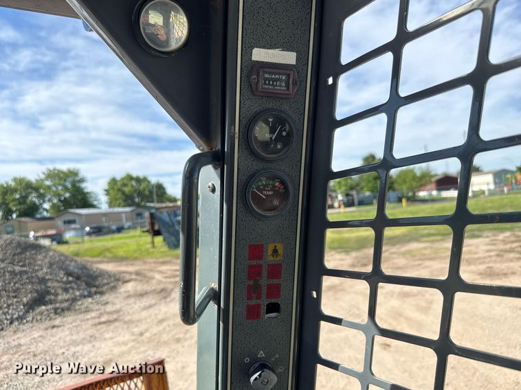 image for item DY0243 2006 Gehl 5640 Turbo skid steer loader