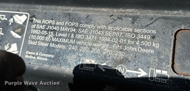 image for item DY0244 2003 John Deere 250 skid steer loader