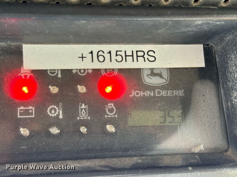 image for item DY0244 2003 John Deere 250 skid steer loader