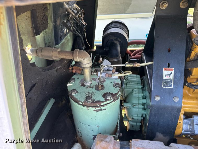 image for item DY0245 Sullair 185H DPQ JD air compressor