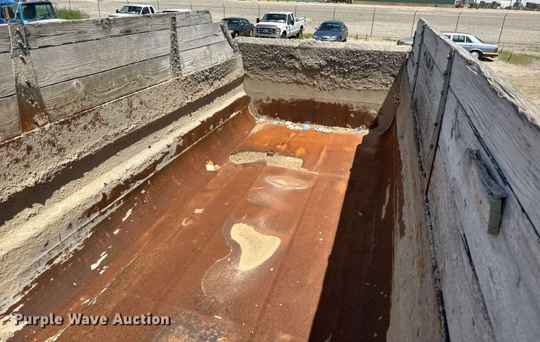 image for item DY0253 1999 Kenworth T800 dump truck