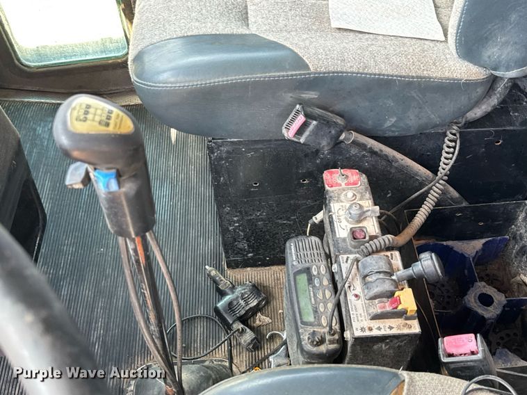 image for item DY0253 1999 Kenworth T800 dump truck