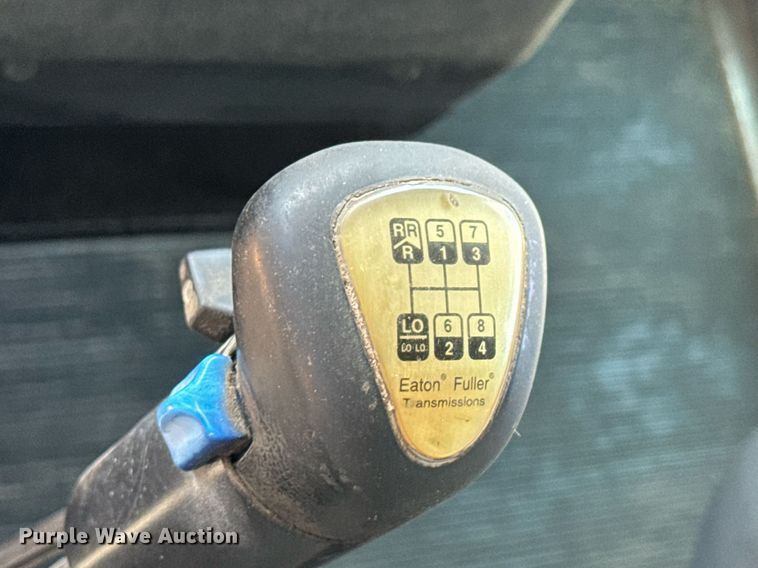 image for item DY0253 1999 Kenworth T800 dump truck