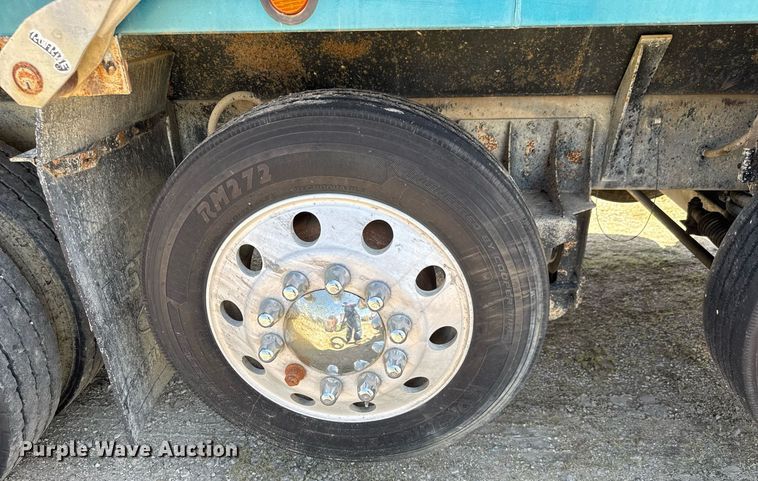 image for item DY0253 1999 Kenworth T800 dump truck