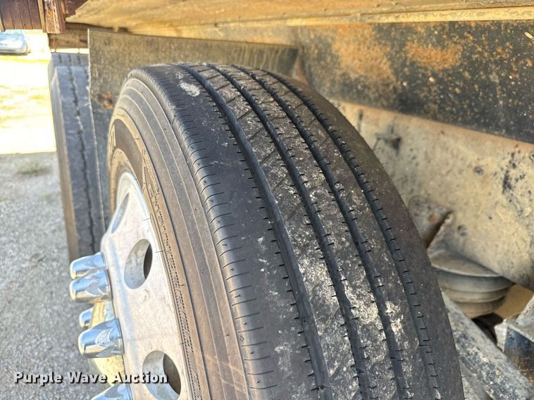 image for item DY0253 1999 Kenworth T800 dump truck