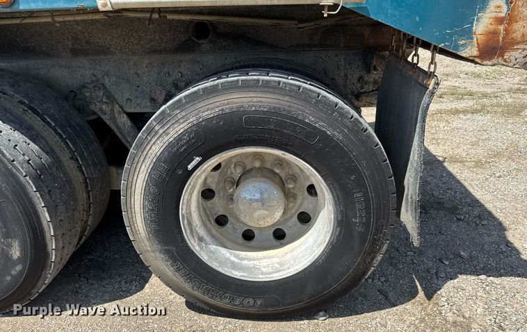 image for item DY0253 1999 Kenworth T800 dump truck