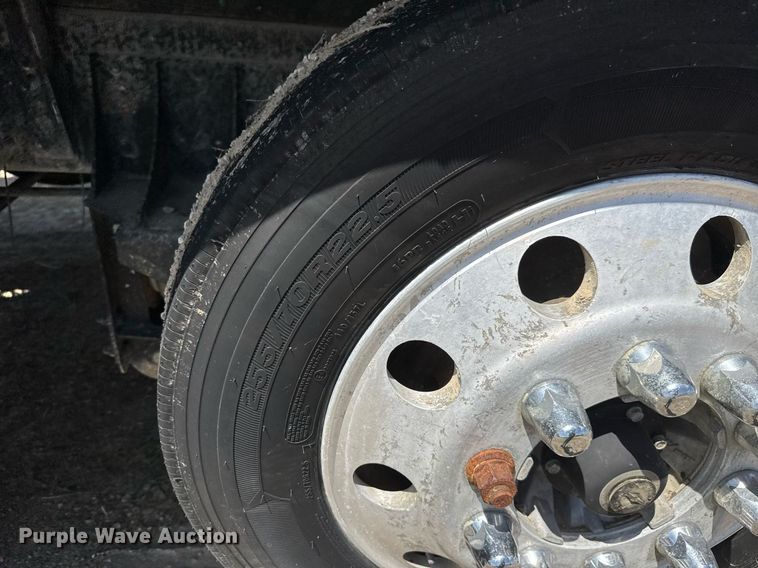 image for item DY0253 1999 Kenworth T800 dump truck