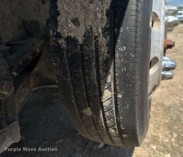 image for item DY0253 1999 Kenworth T800 dump truck