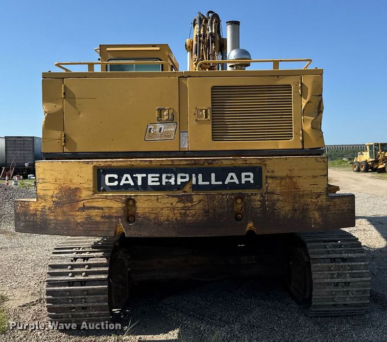 image for item DY0264 1989 Caterpillar 225B LC excavator