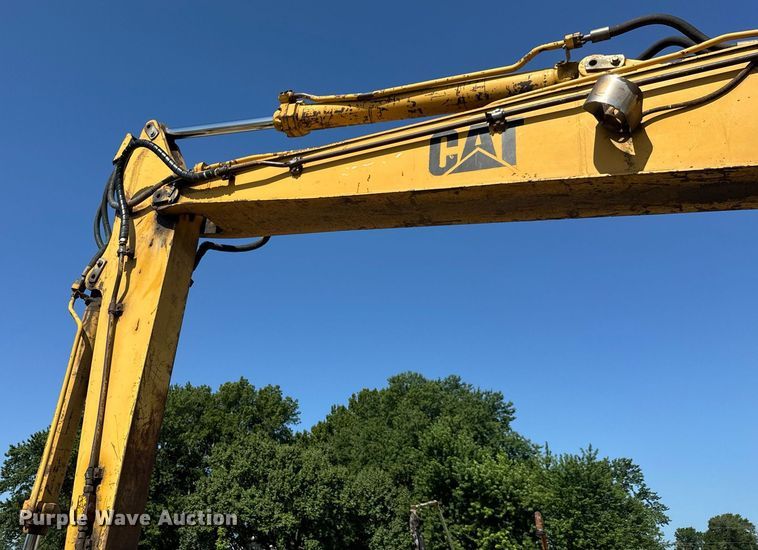 image for item DY0264 1989 Caterpillar 225B LC excavator