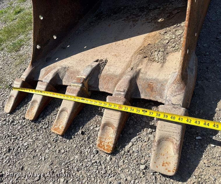 image for item DY0264 1989 Caterpillar 225B LC excavator