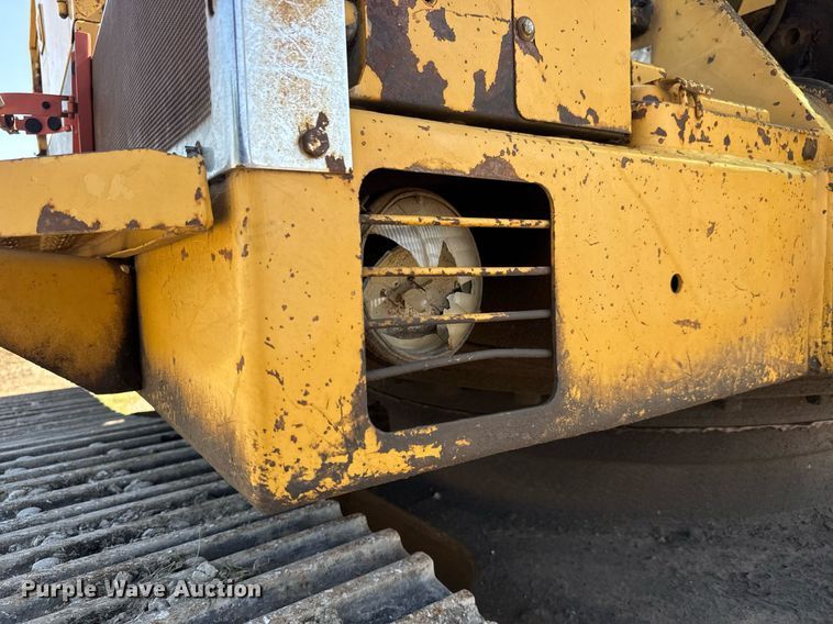 image for item DY0264 1989 Caterpillar 225B LC excavator