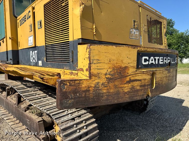 image for item DY0264 1989 Caterpillar 225B LC excavator