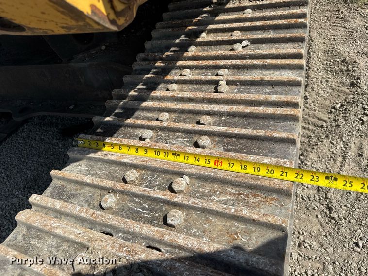 image for item DY0264 1989 Caterpillar 225B LC excavator