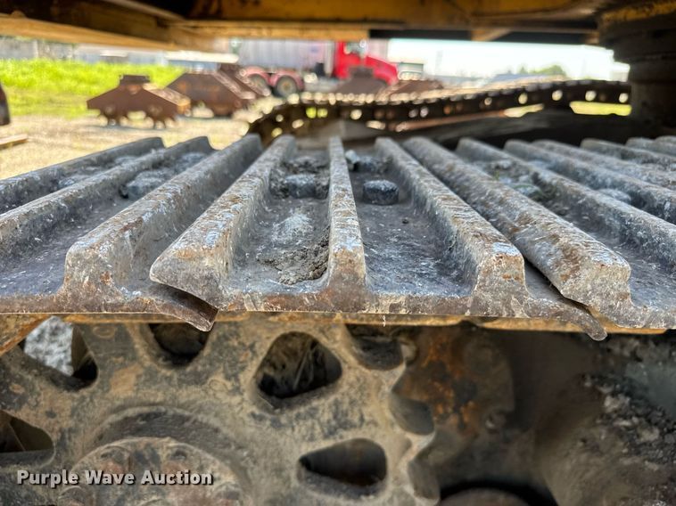 image for item DY0264 1989 Caterpillar 225B LC excavator