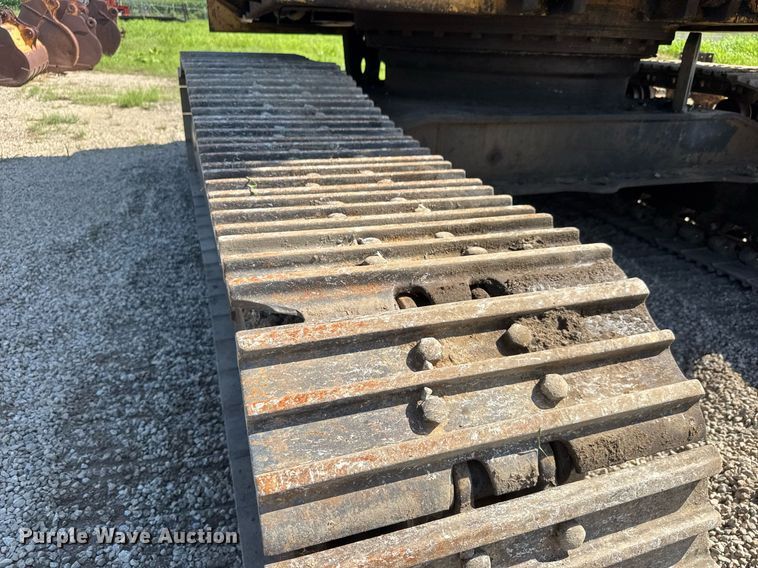 image for item DY0264 1989 Caterpillar 225B LC excavator