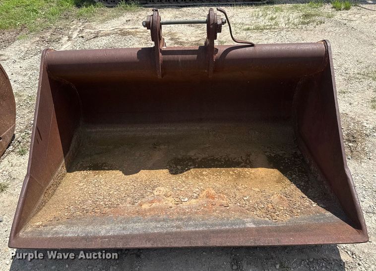 image for item DY0265 (2) excavator buckets 