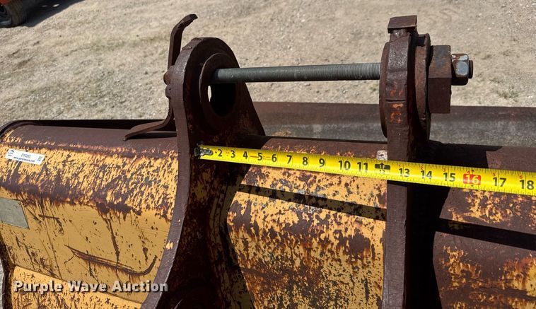 image for item DY0265 (2) excavator buckets 