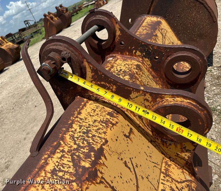 image for item DY0265 (2) excavator buckets 