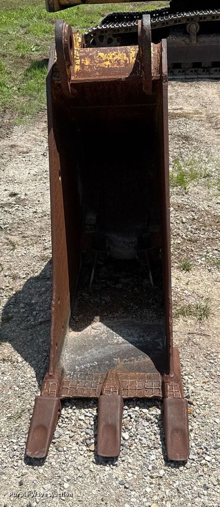 image for item DY0265 (2) excavator buckets 