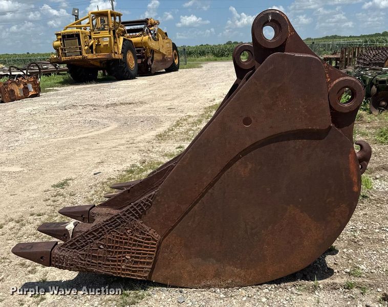 image for item DY0271 (2) excavator buckets