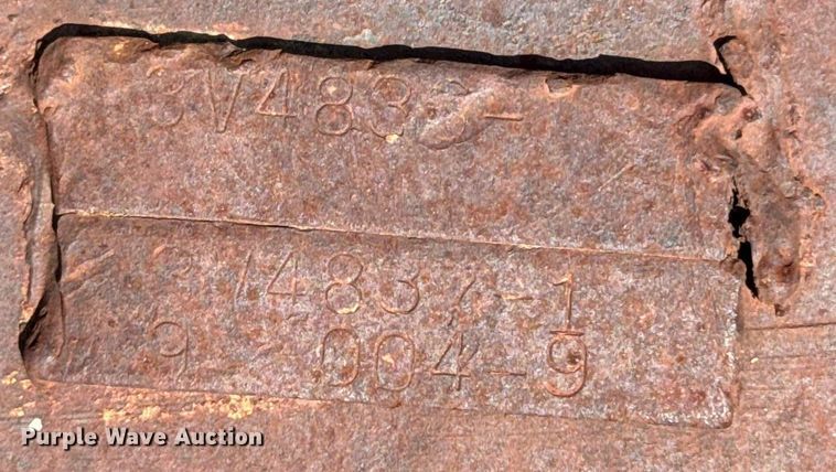 image for item DY0271 (2) excavator buckets