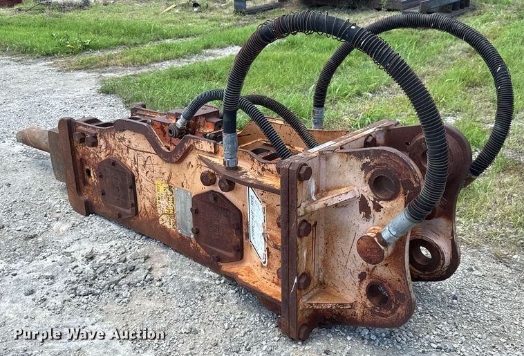 image for item DY0278 NPK H-16X breaker