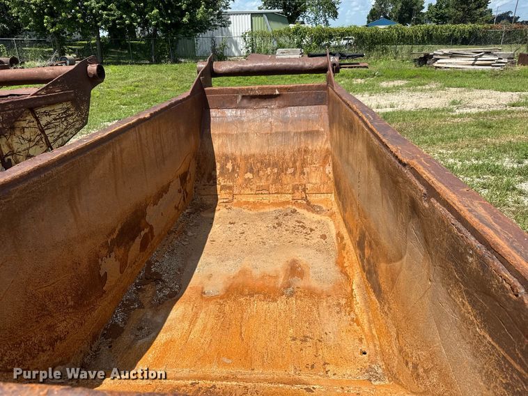 image for item DY0279 (2) rock boxes