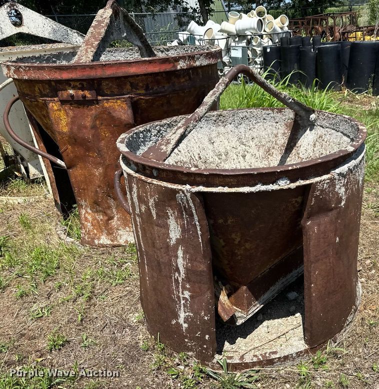 image for item DY0286 (4) concrete buckets