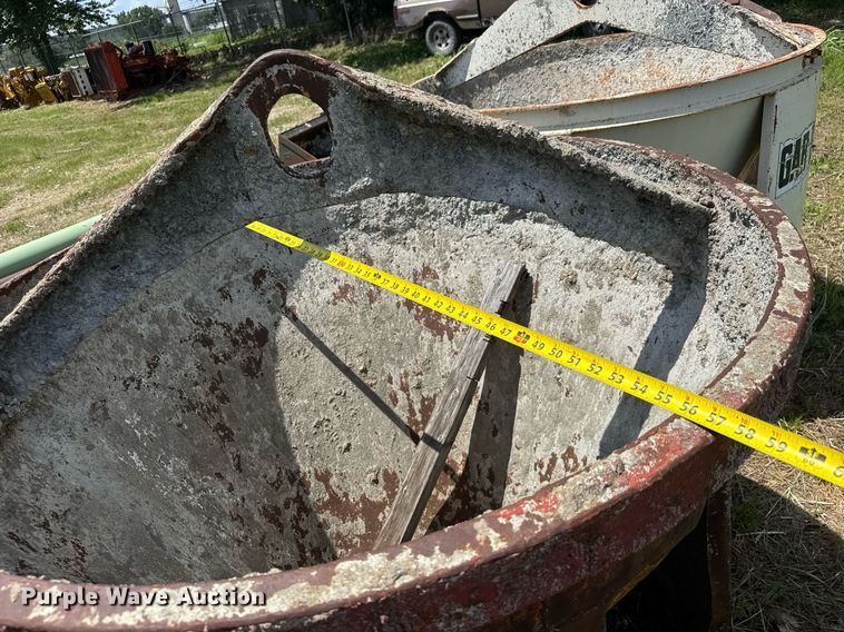 image for item DY0286 (4) concrete buckets