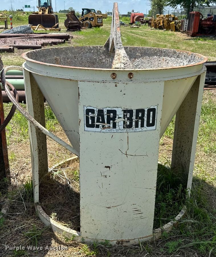 image for item DY0286 (4) concrete buckets