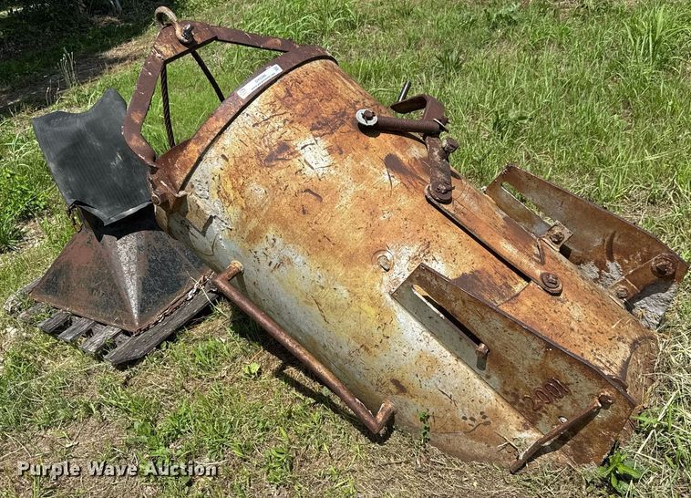 image for item DY0286 (4) concrete buckets