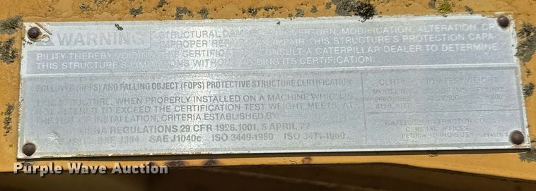 image for item DY0287 1984 Caterpillar 815B soil compactor