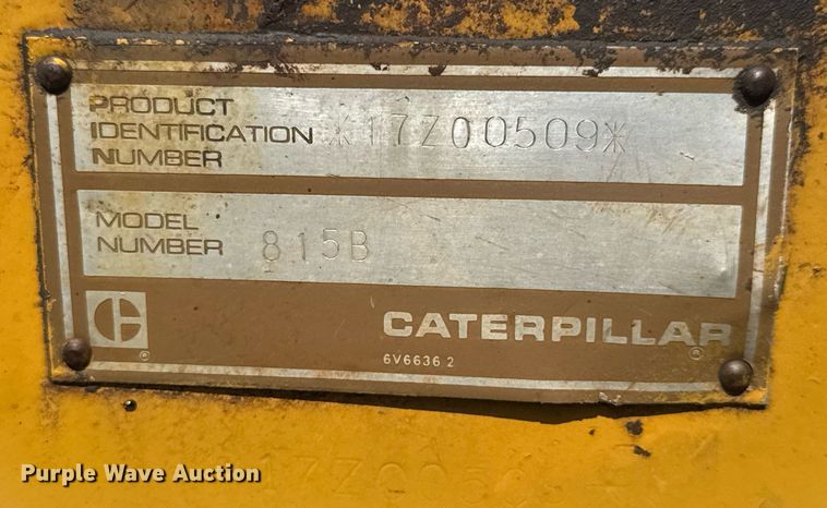 image for item DY0287 1984 Caterpillar 815B soil compactor