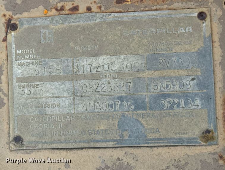 image for item DY0287 1984 Caterpillar 815B soil compactor