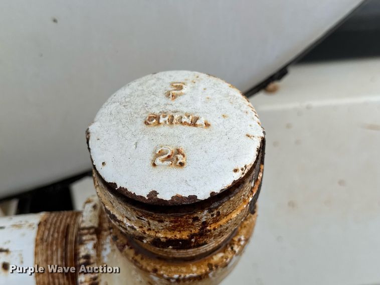 image for item DY0325 2006 International 4300 SBA water truck