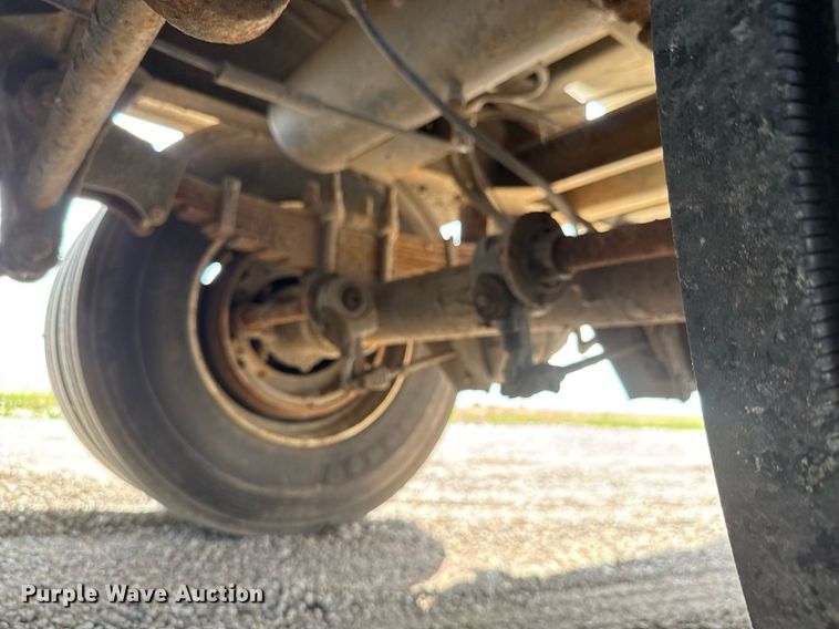 image for item DY0326 1979 Heil water tank trailer