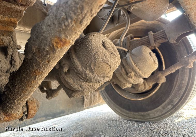 image for item DY0326 1979 Heil water tank trailer