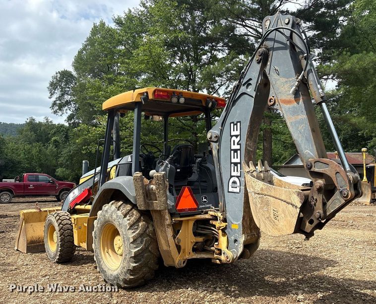 image for item DY0663 2013 John Deere 310SK backhoe
