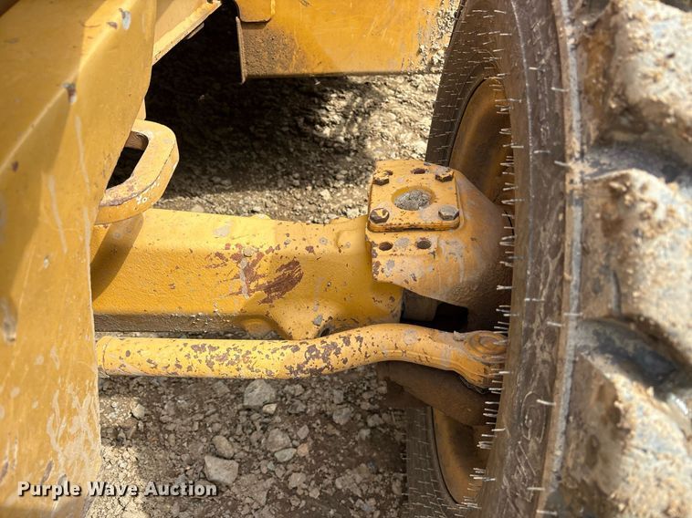 image for item DY0663 2013 John Deere 310SK backhoe