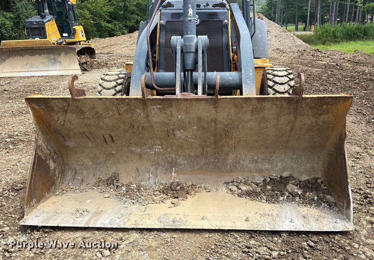 image for item DY0663 2013 John Deere 310SK backhoe