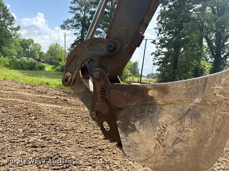 image for item DY0663 2013 John Deere 310SK backhoe